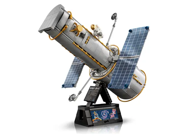 LEGO Icons 11382 Hubble Space Telescope, 1252 pieces, 18+, 3 image