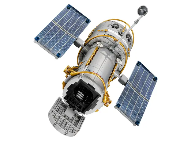 LEGO Icons 11382 Hubble Space Telescope, 1252 pieces, 18+, 5 image